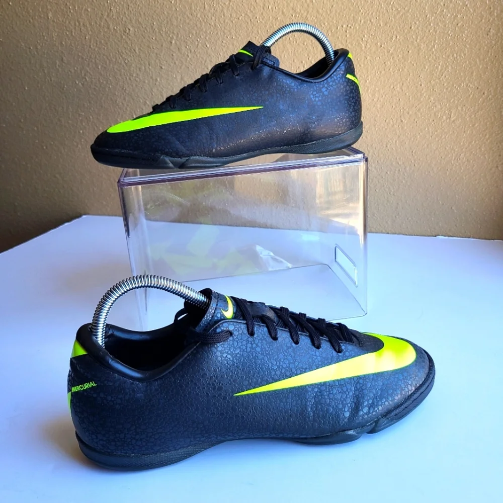 NIKE CR7 MERCURIAL VAPOR SUPERFLY III FG SOCCER BOOTS US 7 / UK 6